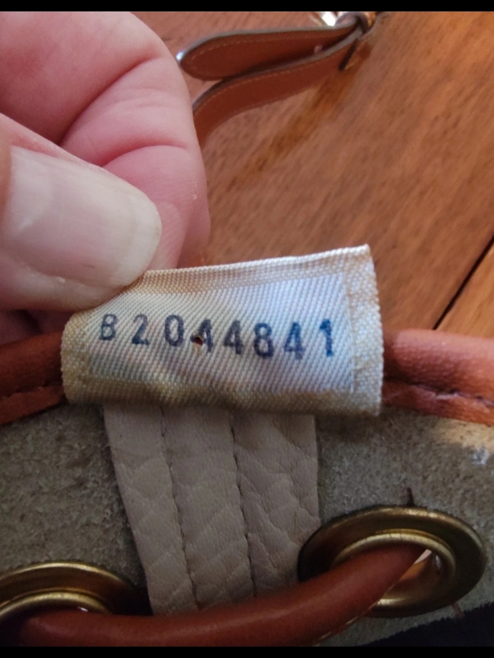 Dooney & Bourke White and Brown Leather Drawstring Bucket Bag - Picture 6 of 8